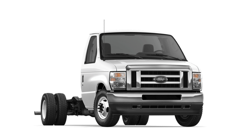 2027 Ford E-450SD Base in Oxford White — front three-quarter view
