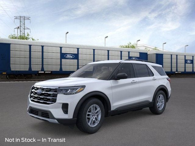 2026 Ford Explorer Active in Oxford White — front three-quarter view