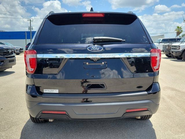 2018 Ford Explorer — interior view