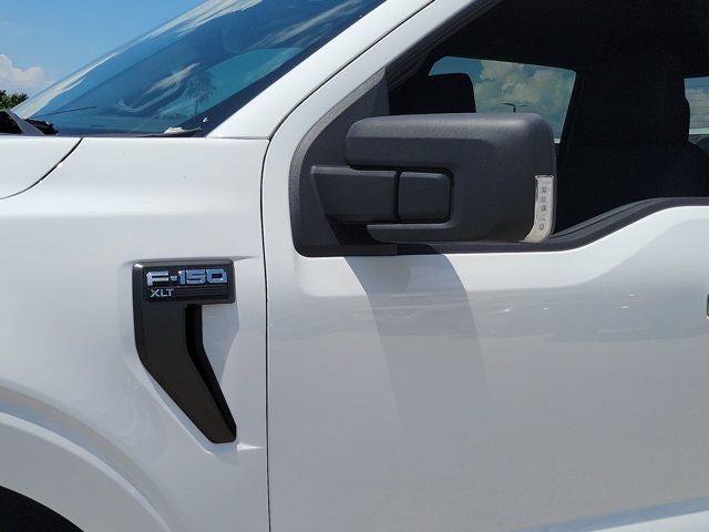 2023 Ford F-150 — detail view