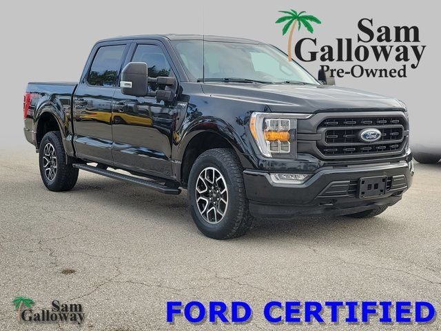 2022 Ford F-150 XLT in Black Metallic — front three-quarter view