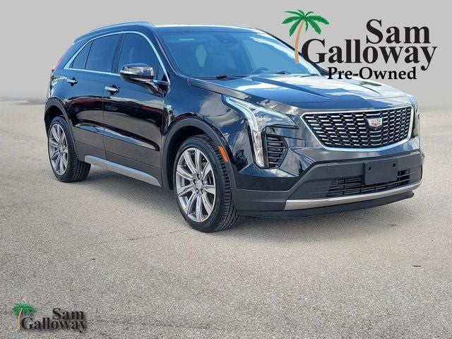 2022 Cadillac XT4 Premium Luxury in Black Metallic — front three-quarter view