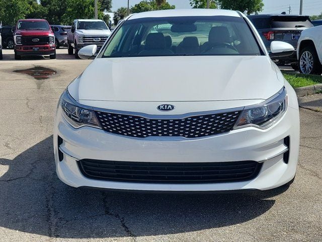 2018 Kia Optima — side profile view